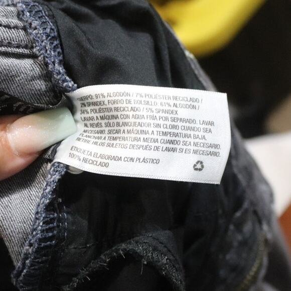 Universal Thread Black High Rise Skinny Jeans Sz 8 - Picture 8 of 13